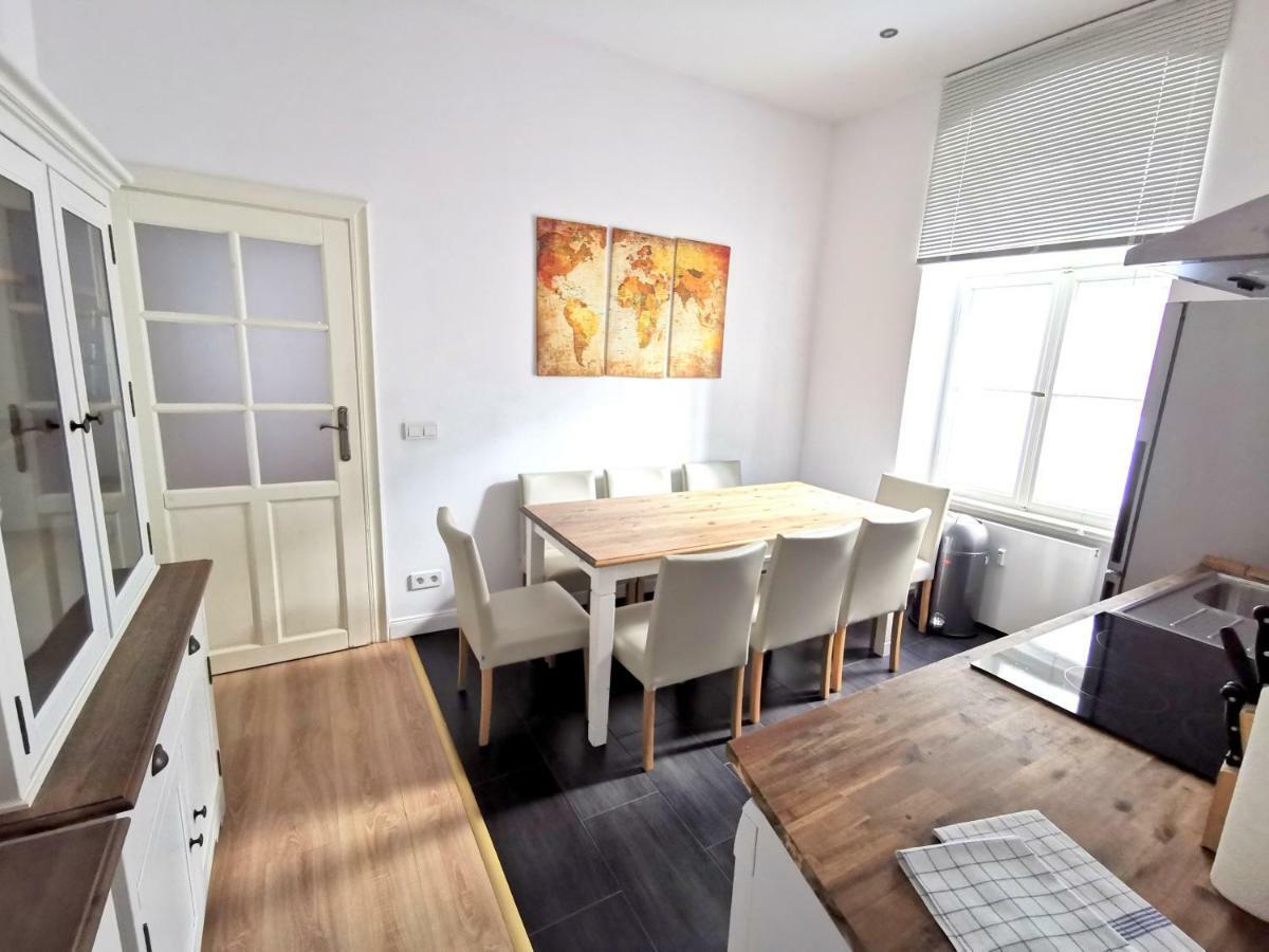Fritz By Rockchair Apartments L Superhost Status L 3 Bedrooms Boxspringbeds 2 Bathrooms 2 Kitchen - Cozy Family & Business Flair Welcomes You! Berlin Exterior photo