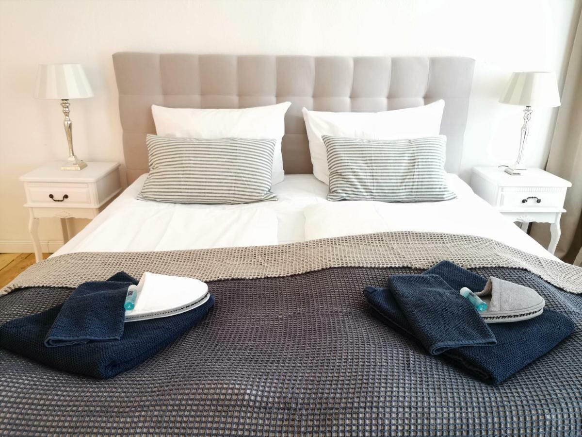 Fritz By Rockchair Apartments L Superhost Status L 3 Bedrooms Boxspringbeds 2 Bathrooms 2 Kitchen - Cozy Family & Business Flair Welcomes You! Berlin Exterior photo